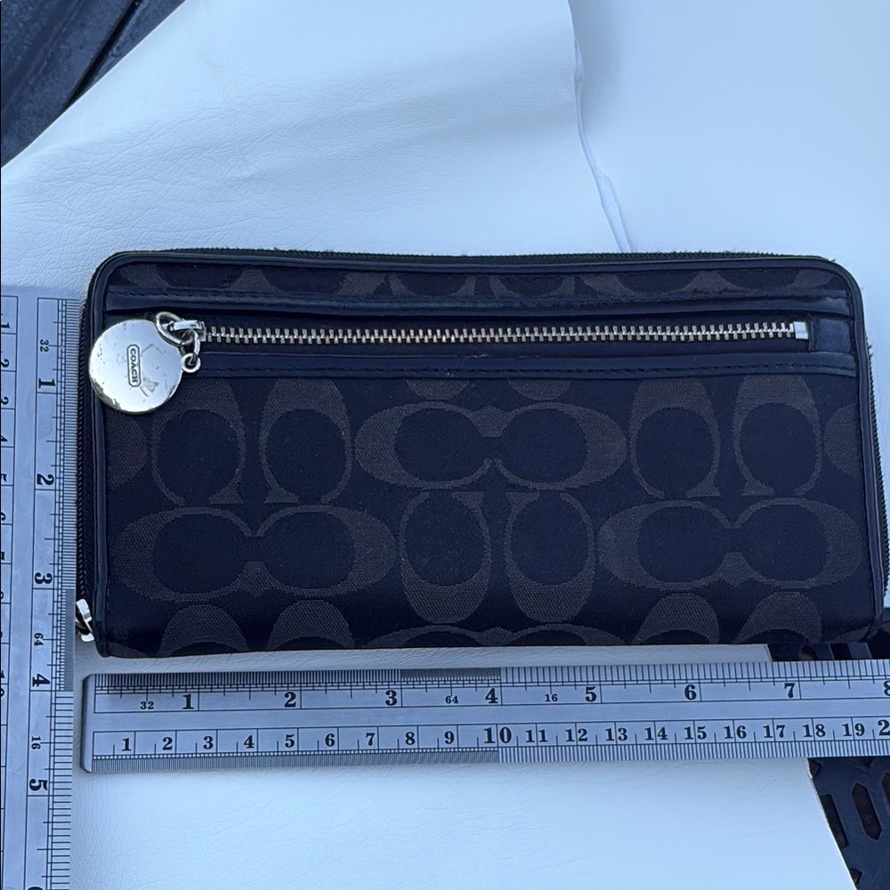 Coach Black on Black Signature Logo Canvas Wristlet Wallet Clutch GUC - Picture 10 of 16